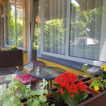 Neris Inn Terraces Vilnius Exterior photo
